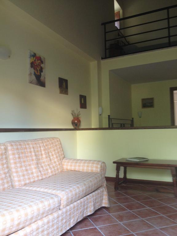 Agriturismo Collepina Amelia Eksteriør bilde
